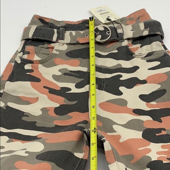 NWT BERSHKA Camo Print Skinny High Waist Jeans SIZE 4 - Picture 13 of 16